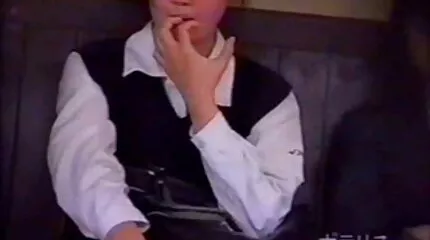 Hime Marie getraind sex filmpjes nederlands voor zwart lul en solo.