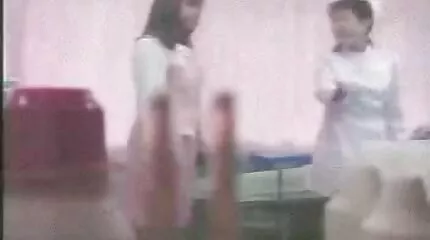 Roemeense schoonheid. Ze krijgt haar kont geneukt met de fotograaf. nederland sex tube