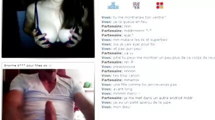 Emily WIllis nederlandse gratis sexfilms neukt haar man in de kont.