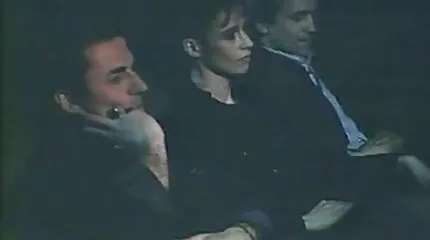 Huisvrouw zuigt gratis nederlandse sex filmpjes lul.