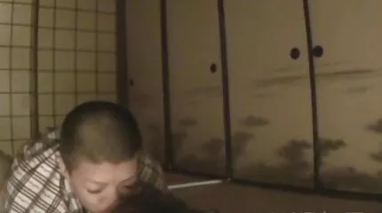 Hij neukt in nederlandse gratis porno de kont en krijgt veel sperma.