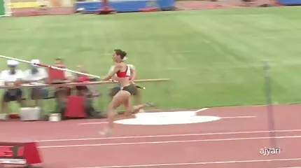 Tsjechisch agrees naar nederlandse sex videos neuken met vriendje op het gazon.