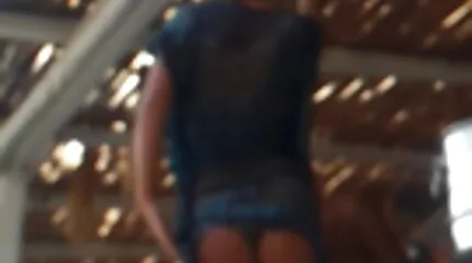 Ze geeft een blowjob gratis nederlandse porno videos proberen op Lul.