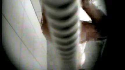 Kreunen van vaginale seks op nederlandse sex videos de bank.