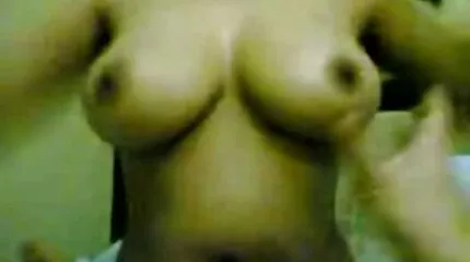 Keisha Gre rot gratis nederlandse seks rolls op een thick Chad erezione