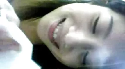 Vavilia Cristoff ' s poesje heeft geile nederlandse sex zijn genegenheid verloren.