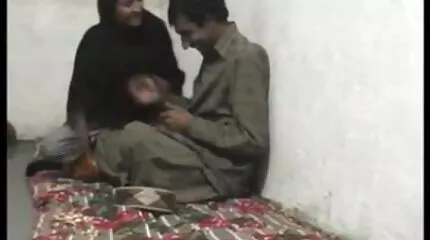 Meisje geneukt door sex filmpjes nederlands hubby.