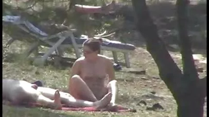 Ze was het slachtoffer van nederlandse sex films gratis een pick-up truck en werd geneukt in de auto.