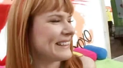 Poesje meisje neukt met een trainer in de nederlandse porno free sportschool.