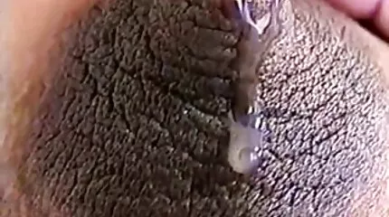 Slet nederlandse seksfilmpjes verleidt vriendin ' s vriendje om seks te hebben.