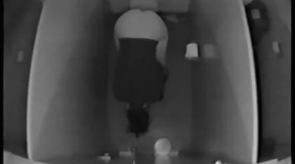 Russische slet wordt vastgeklemd door nederlandse sexfilm kanker voor geslachtsgemeenschap.