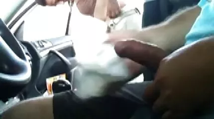 Het meisje zuigt gratis nederlandse sex films pik en een beetje pik en ze vindt het leuk.